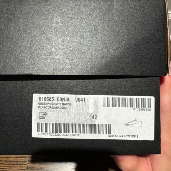 Saint Laurent White and Green Court Classics EU42/ US.9 - Picture 2 of 5